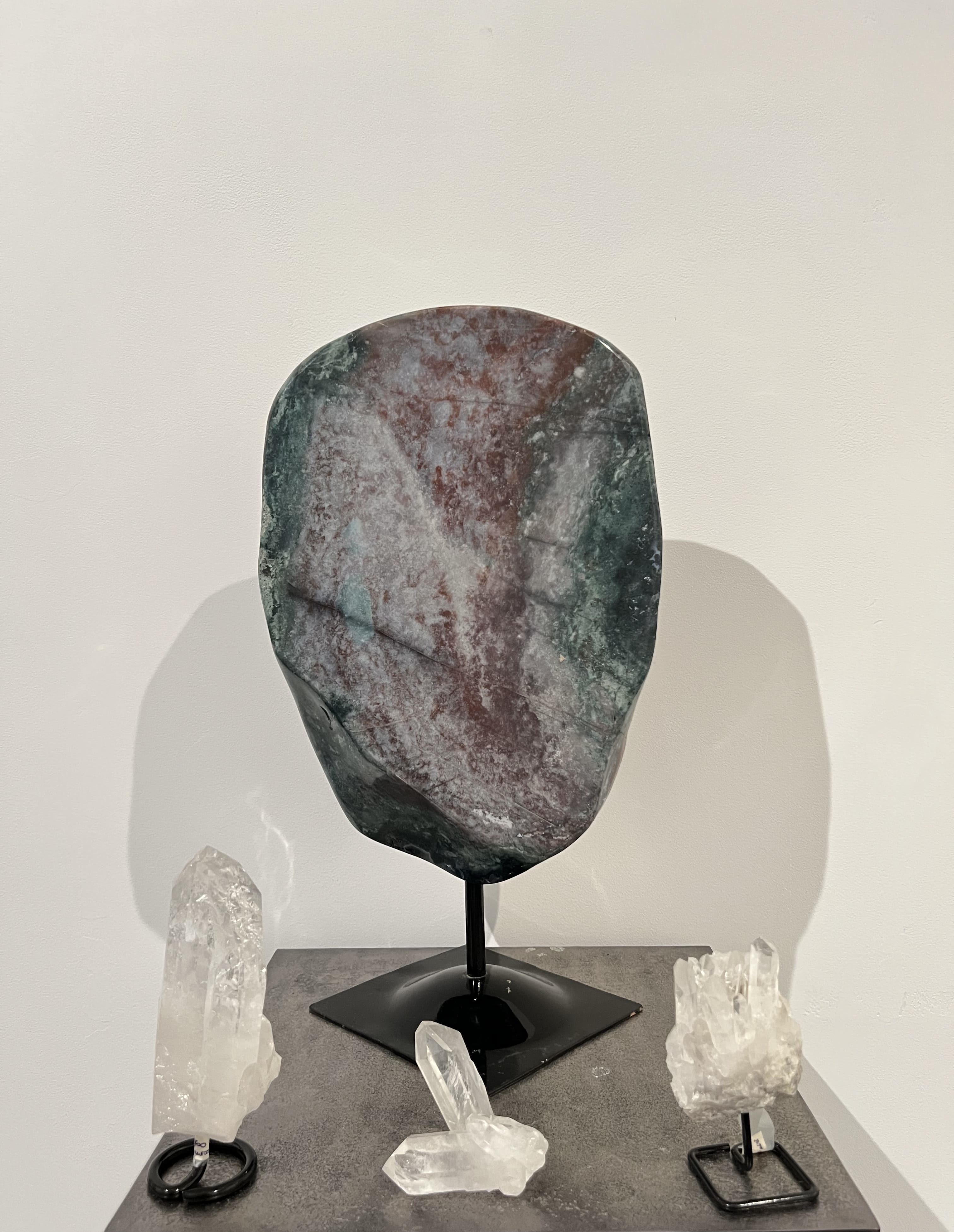 photo du Catalogue, grandes pièces et minéraux
